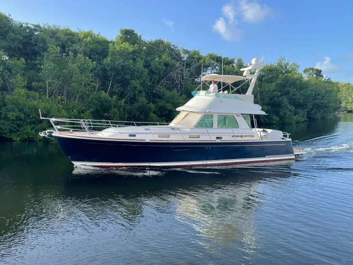 Ohana Yacht Photos Pics 