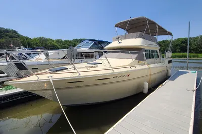 Sea Ray 360 Aft Cabin