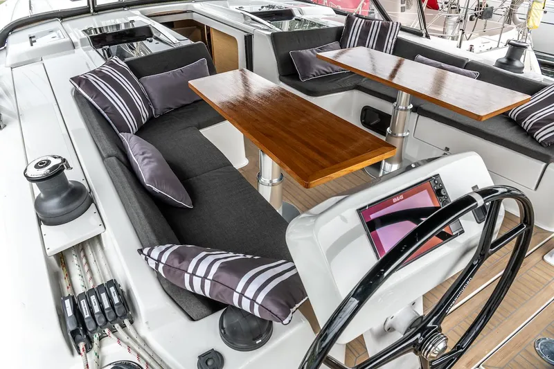 Grey Ghost Yacht Photos Pics 