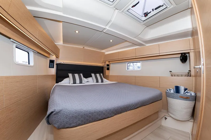 Grey Ghost Yacht Photos Pics 