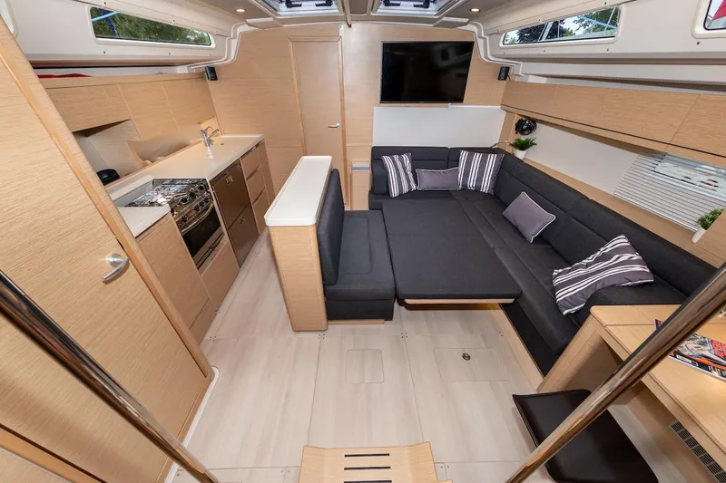 Grey Ghost Yacht Photos Pics 