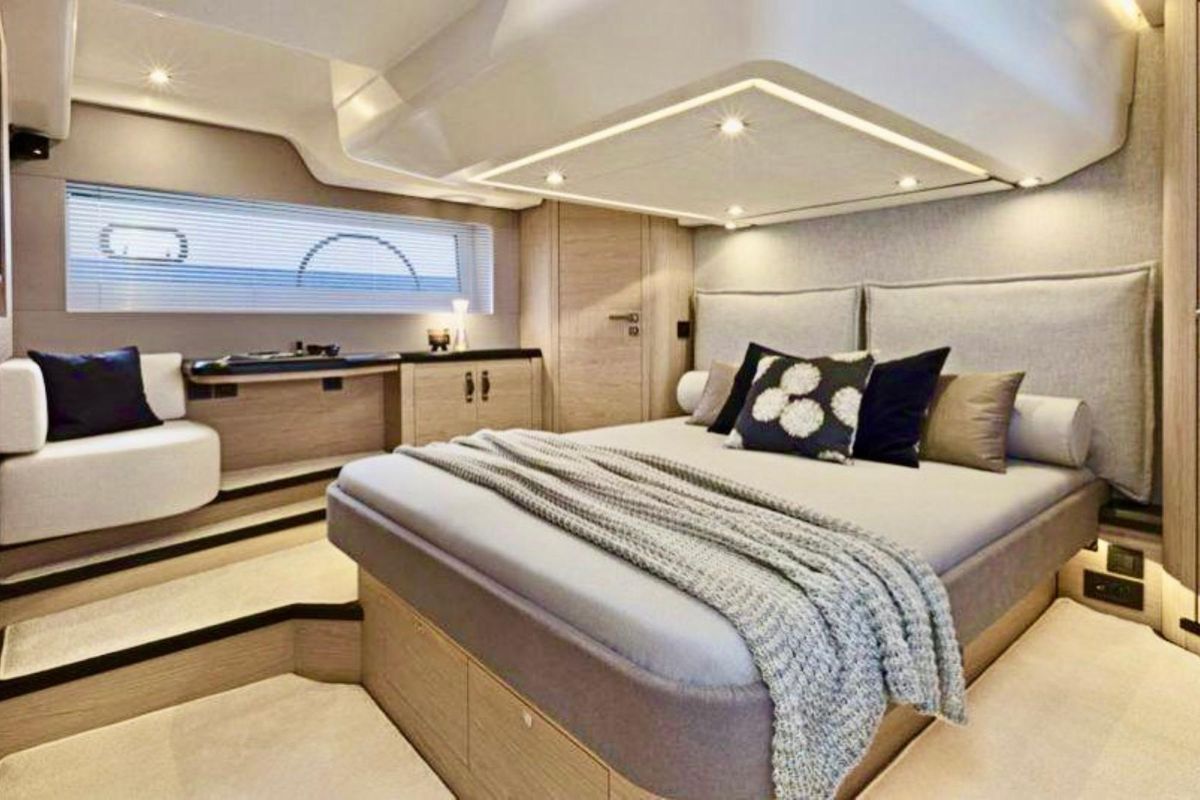 2020 Beneteau 53 