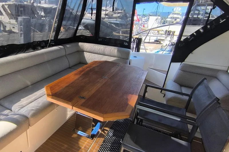  Yacht Photos Pics 2020 Beneteau Monte Carlo 52