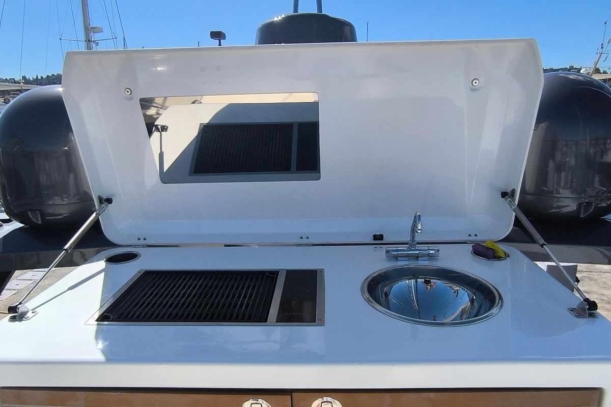 2020 Beneteau 53 