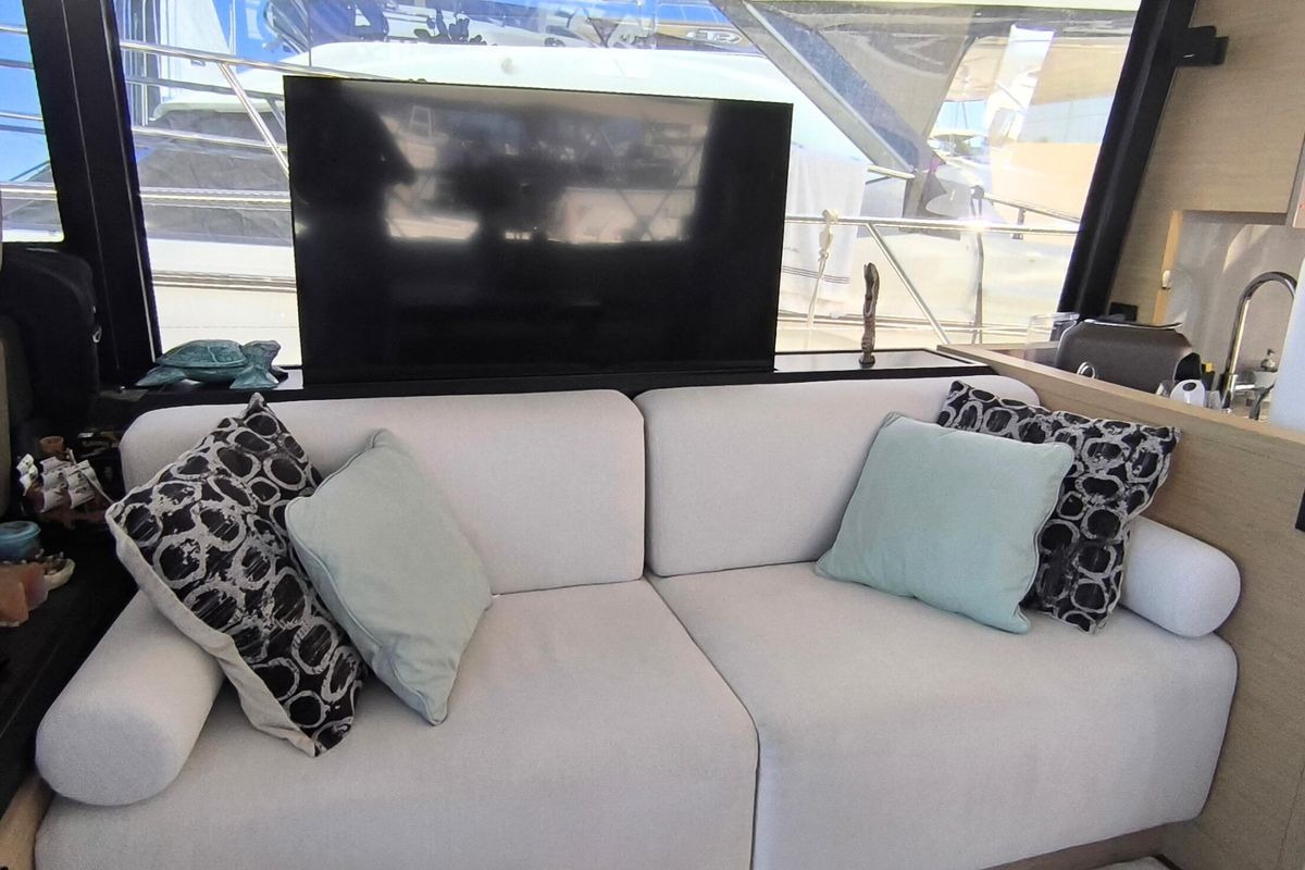 2020 Beneteau 53 