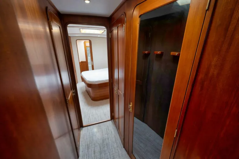 Bird Dog Yacht Photos Pics 