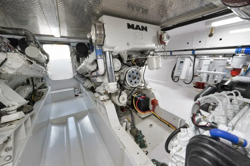 Bird Dog Yacht Photos Pics 