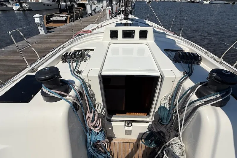 Spectre Yacht Photos Pics 2016 X-Yachts Xp38 sailboat cockpit with ropes and winches at marina.