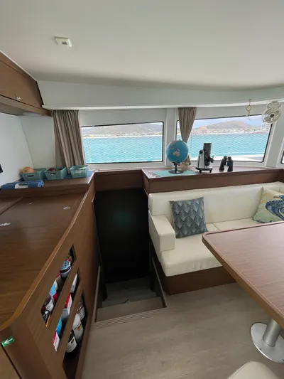 Larimar Yacht Photos Pics 