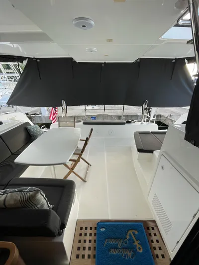 Larimar Yacht Photos Pics 