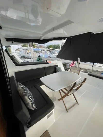 Larimar Yacht Photos Pics 