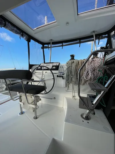 Larimar Yacht Photos Pics 