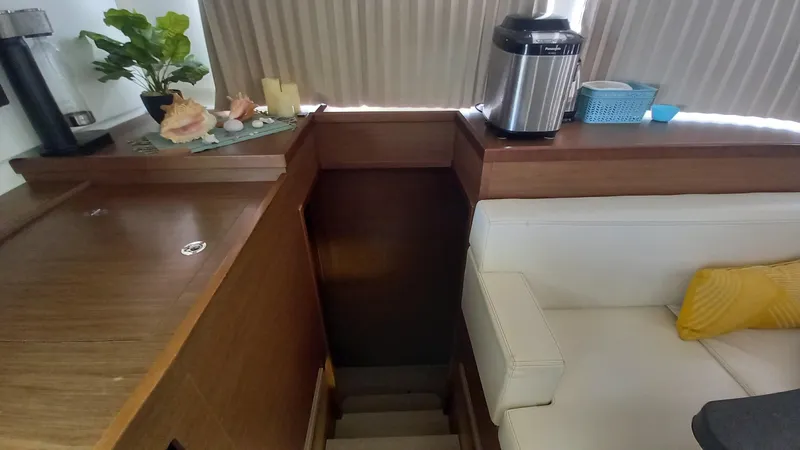 Larimar Yacht Photos Pics 