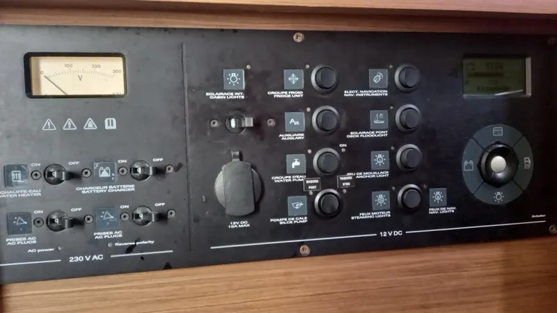 Larimar Yacht Photos Pics 