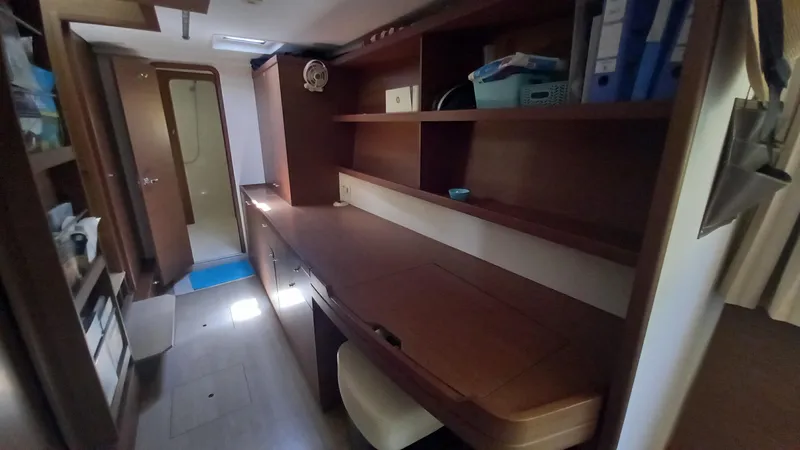 Larimar Yacht Photos Pics 