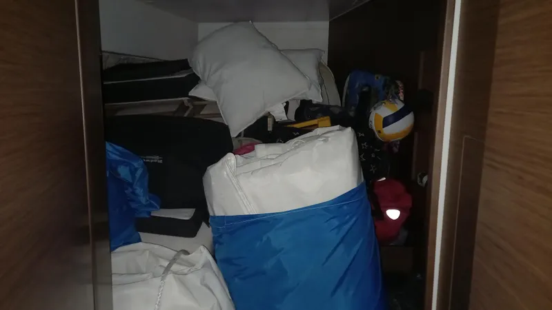 Larimar Yacht Photos Pics 