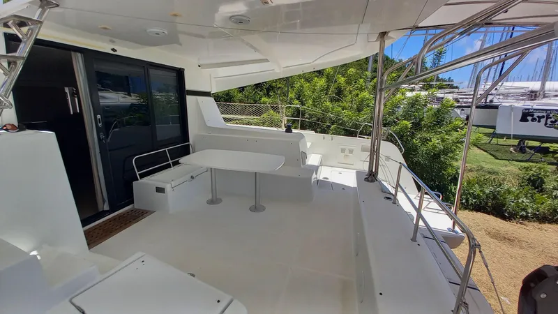 Larimar Yacht Photos Pics 