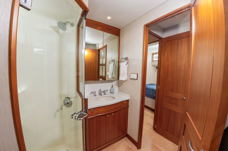 Privateer Yacht Photos Pics Bathroom in Jarrett Bay 67 Custom yacht, 2019 model.