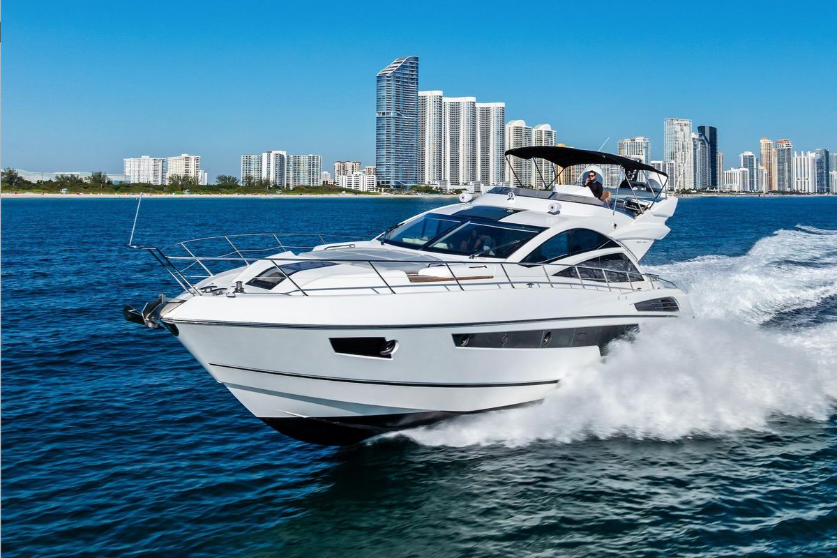 2014 Sunseeker 71 