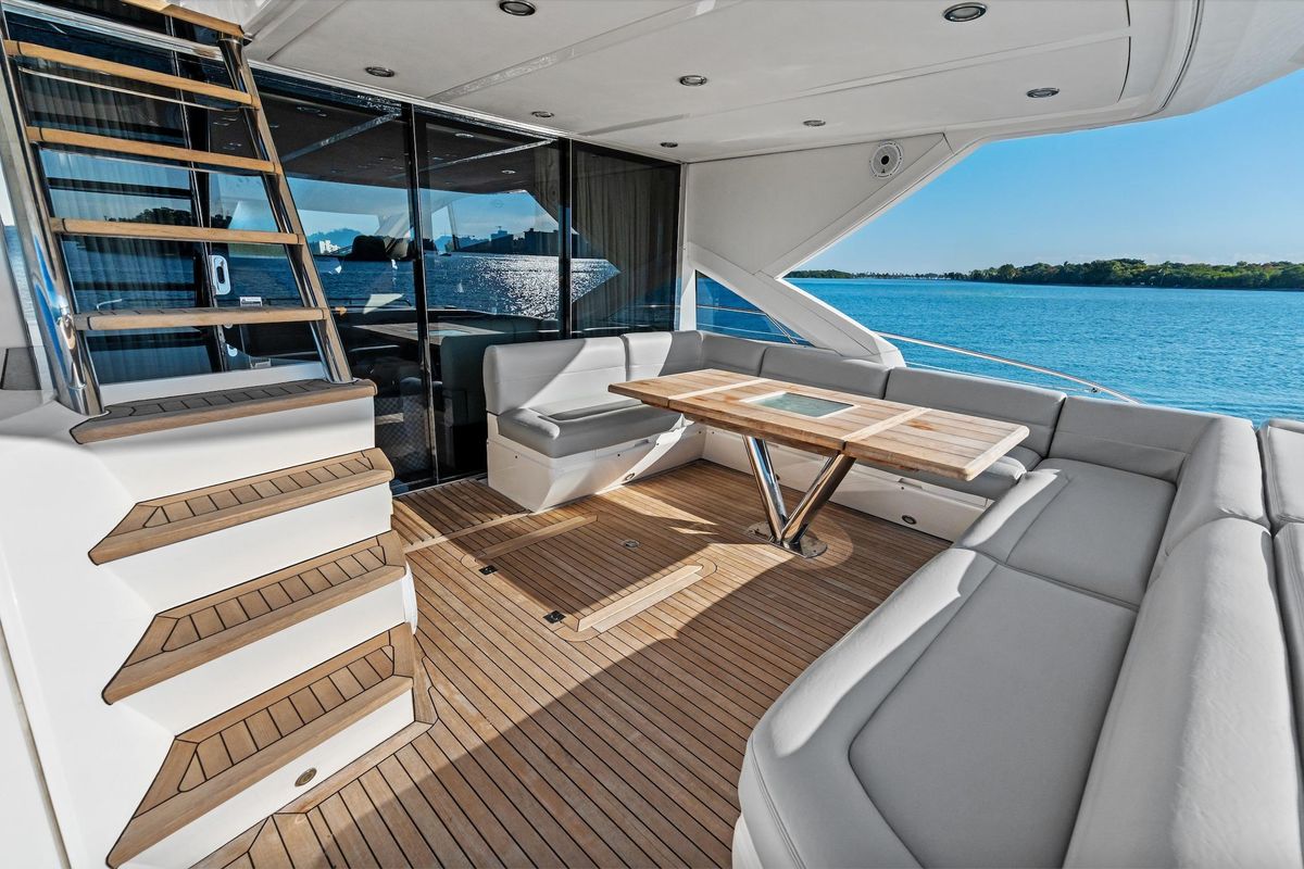 2014 Sunseeker 71 
