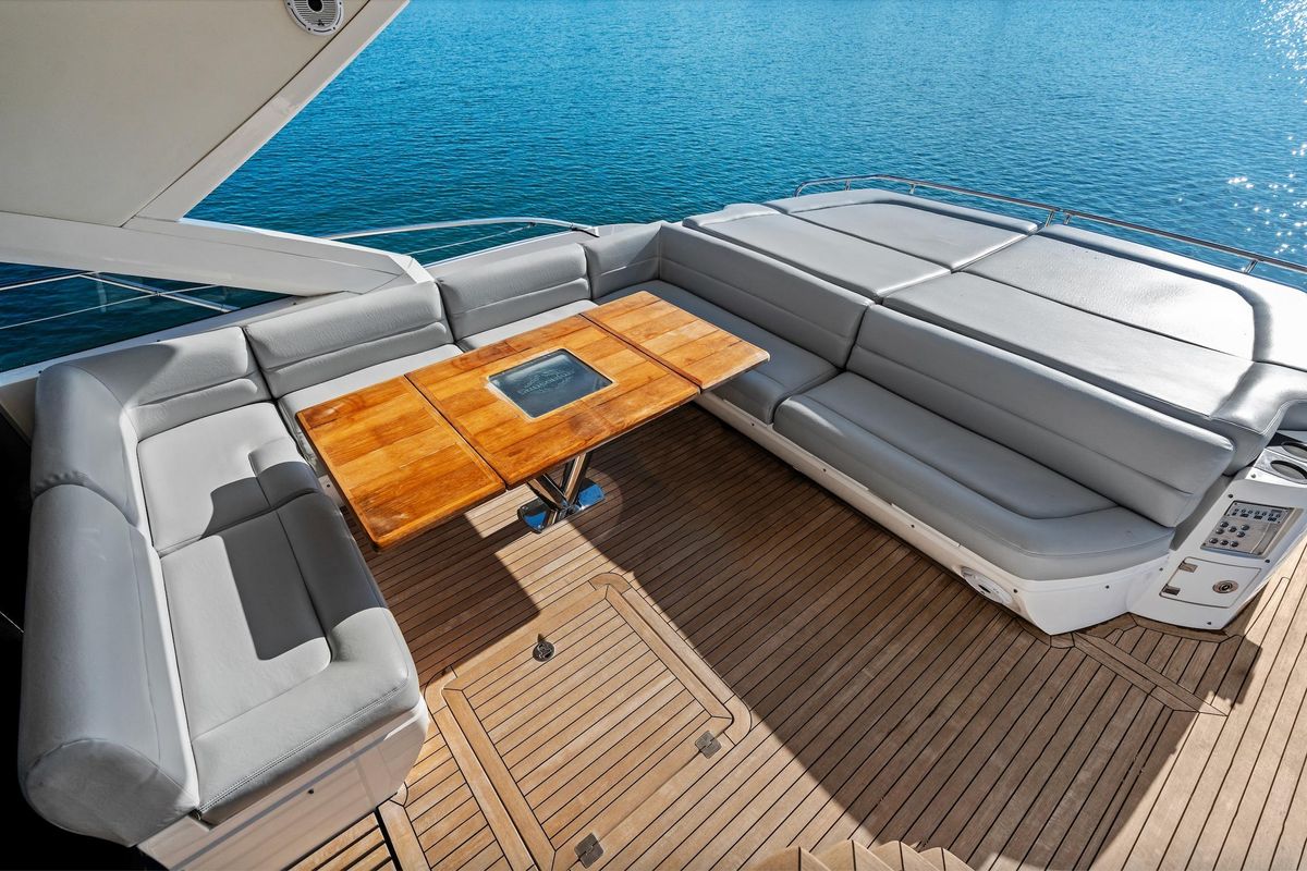 2014 Sunseeker 71 