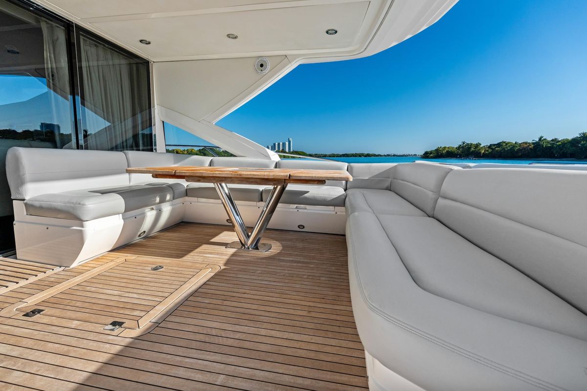 2014 Sunseeker 71 