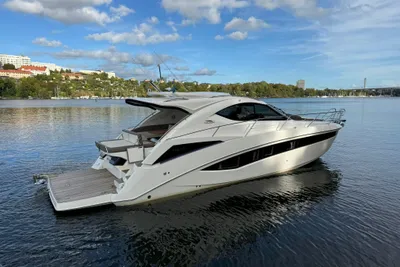 Galeon 405 HTL