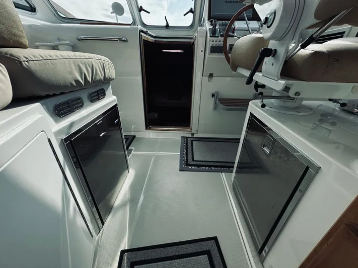 Someday Yacht Photos Pics 