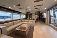 Custom Line 100 2015