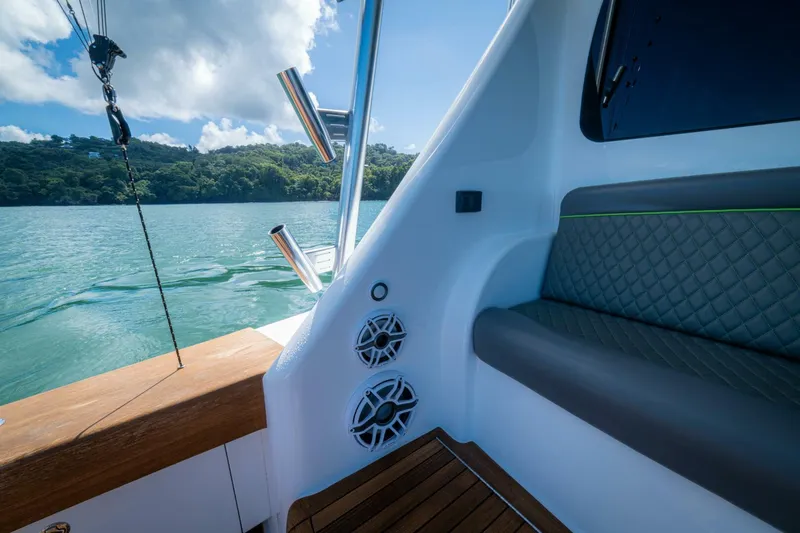 Offensive Yacht Photos Pics 2017 62 Viking Convertible - Offensive