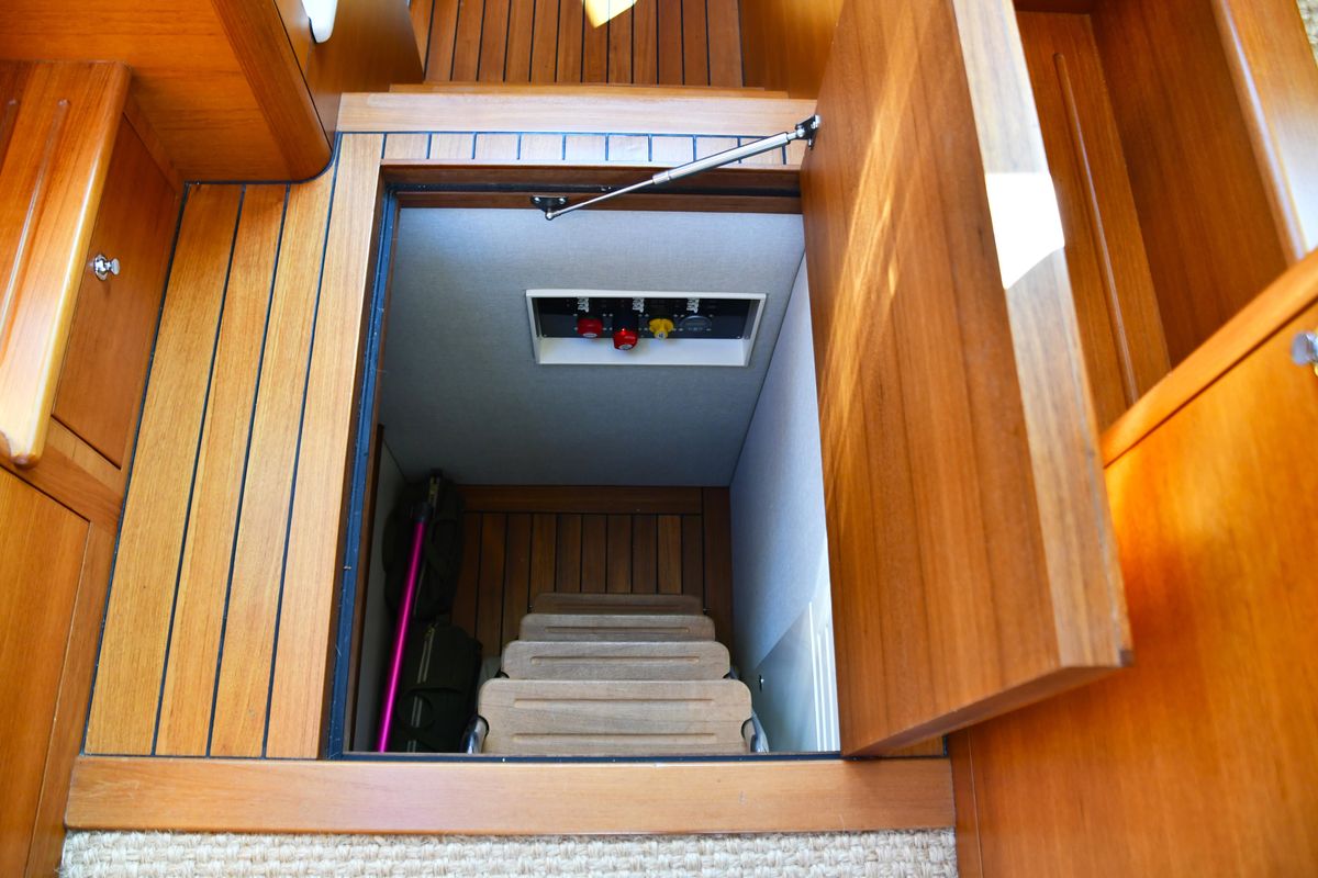 2020 Palm Beach Motor Yachts 52 