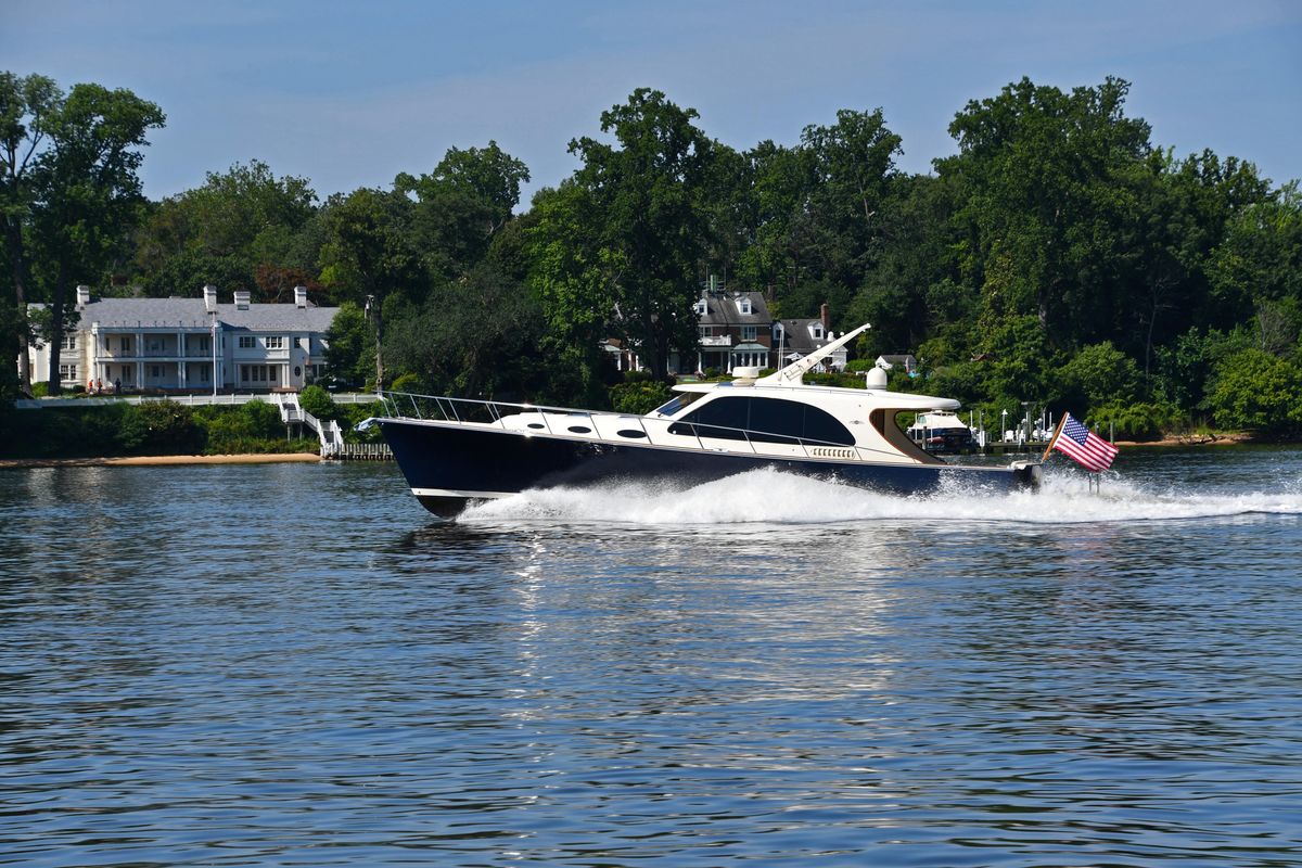 2020 Palm Beach Motor Yachts 52 