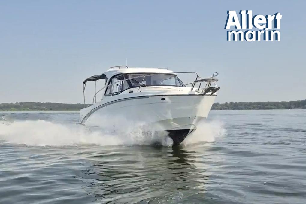 2023 Beneteau Antares 7