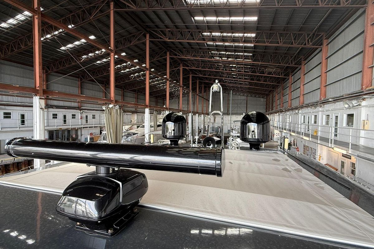 2013 Ferretti Yachts 80 