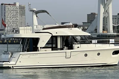 Beneteau Swift Trawler 41 Fly