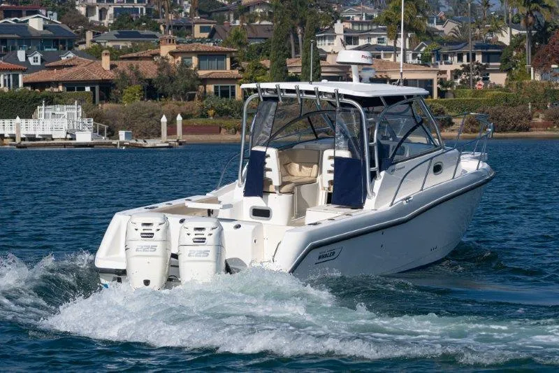 Boston Whaler 285 Conquest Yacht Photos Pics 