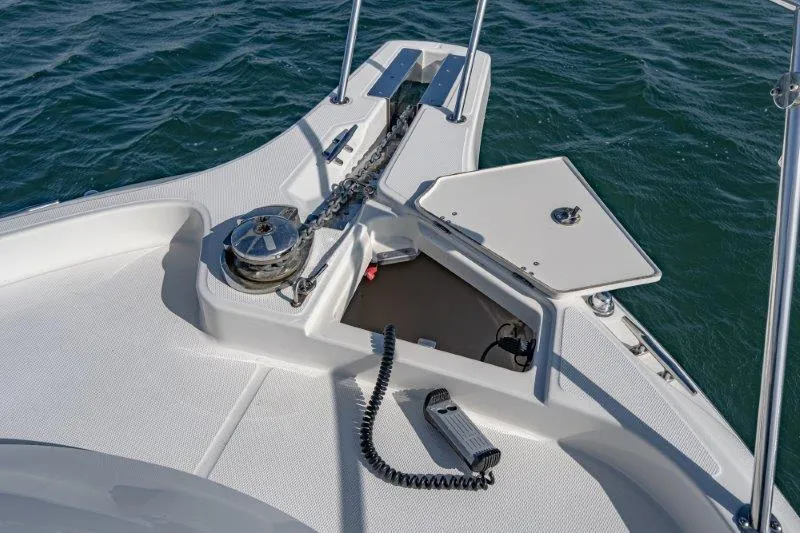 Boston Whaler 285 Conquest Yacht Photos Pics 