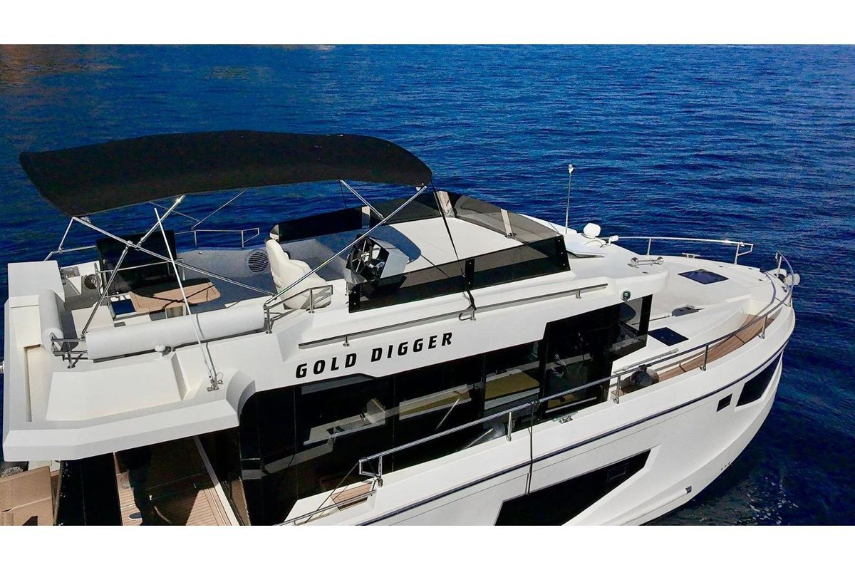 2021 Cobra Yachts 46 