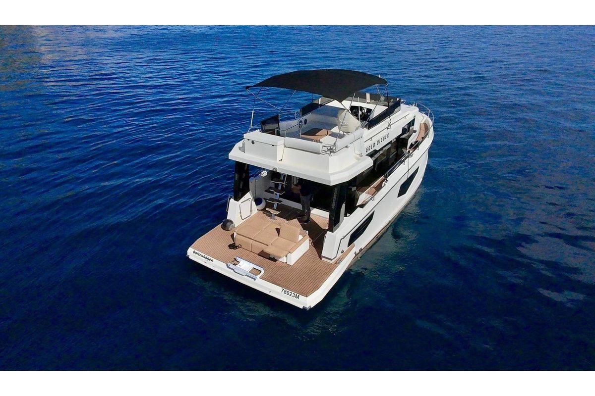 2021 Cobra Yachts 46 