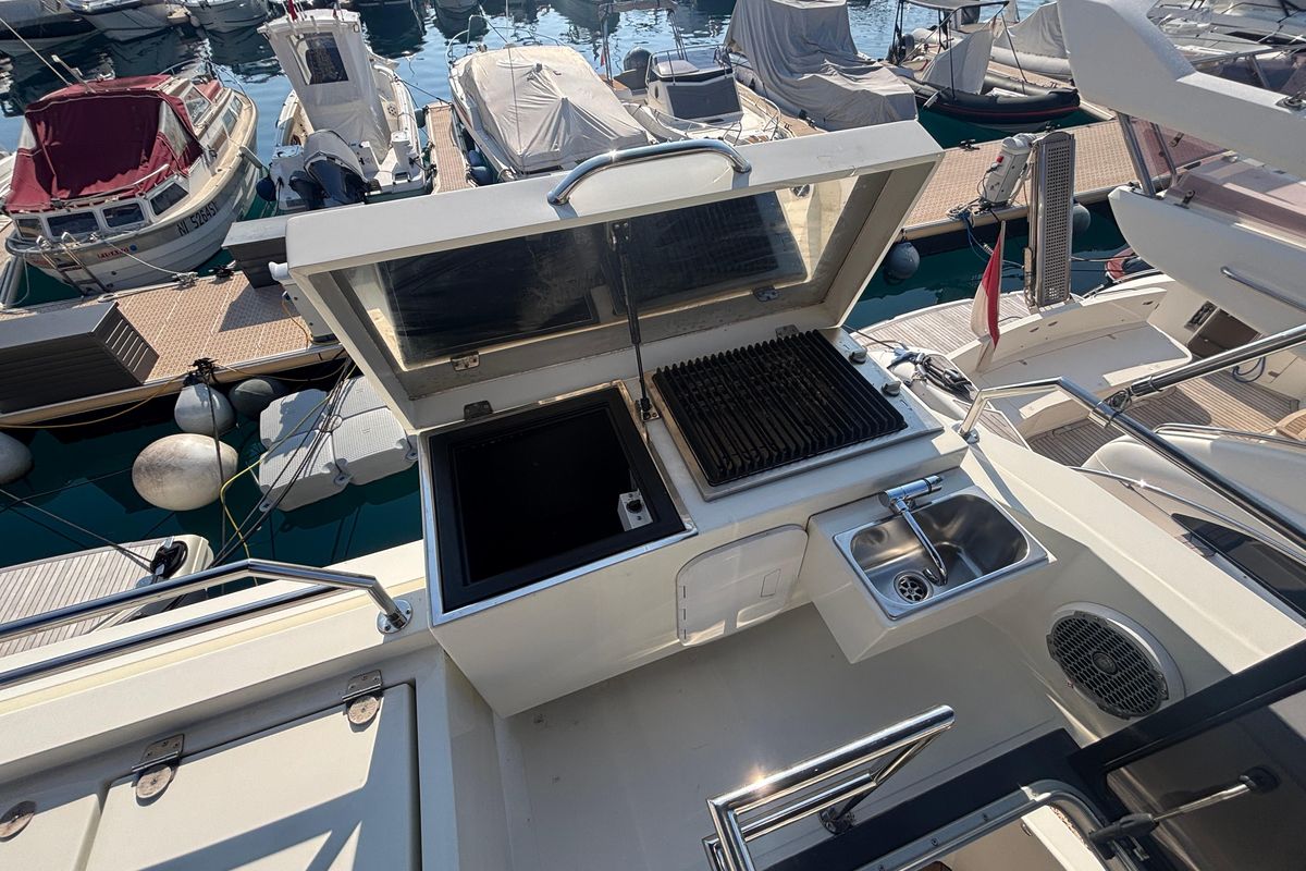 2021 Cobra Yachts 46 