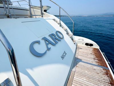 Yacht
