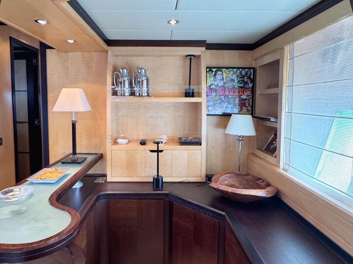 2005 Mangusta 75 