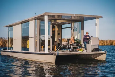 2025 AquaHome Comfort Houseboat