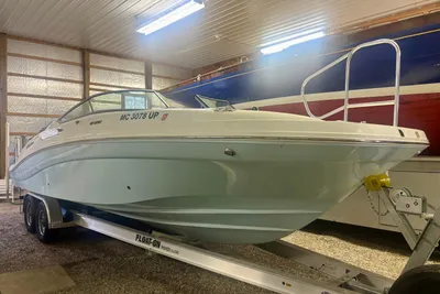 Hurricane SunDeck 2690 OB