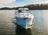 2024 Odysseya Yachts PLATINUM 35 HARD TOP