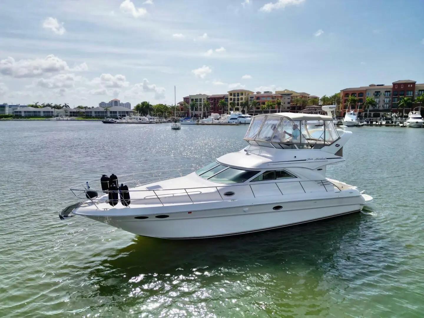 Used Sea Ray 400 Sedan Bridge in Florida - iNautia