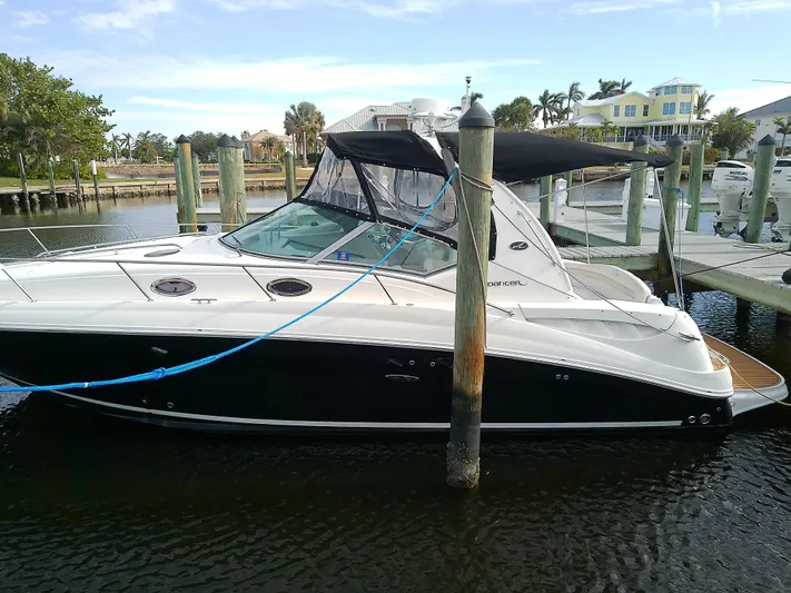 Naut On-site Yacht Photos Pics 