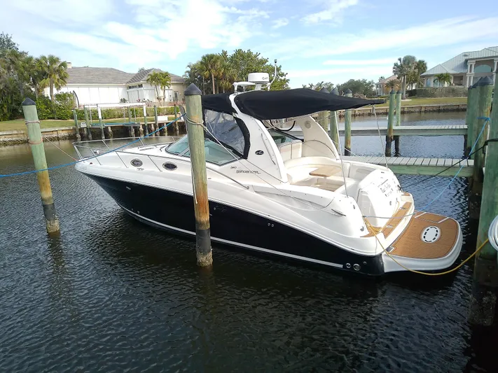 Naut On-site Yacht Photos Pics 