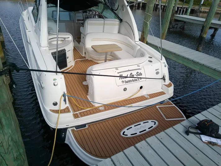 Naut On-site Yacht Photos Pics 