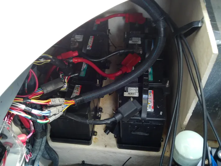 Naut On-site Yacht Photos Pics 